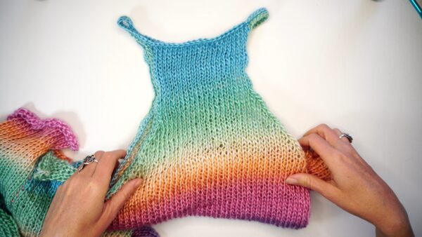 Sentro Knitting Machine Rainbow Top Pattern