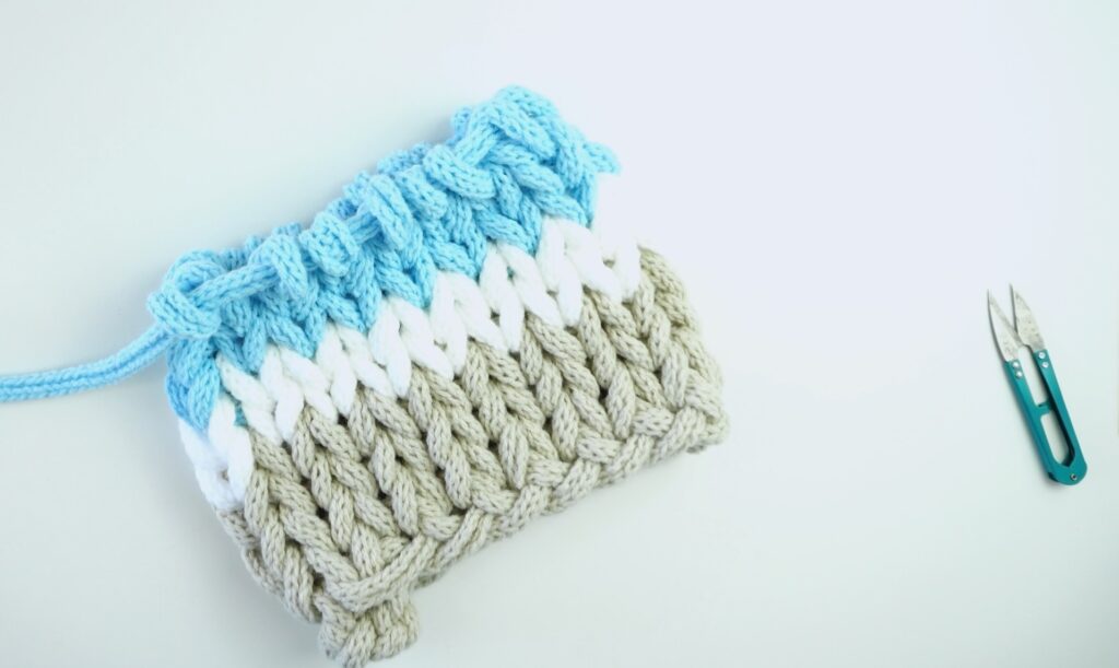 Jumbo Yarn Beanie Pattern sentro