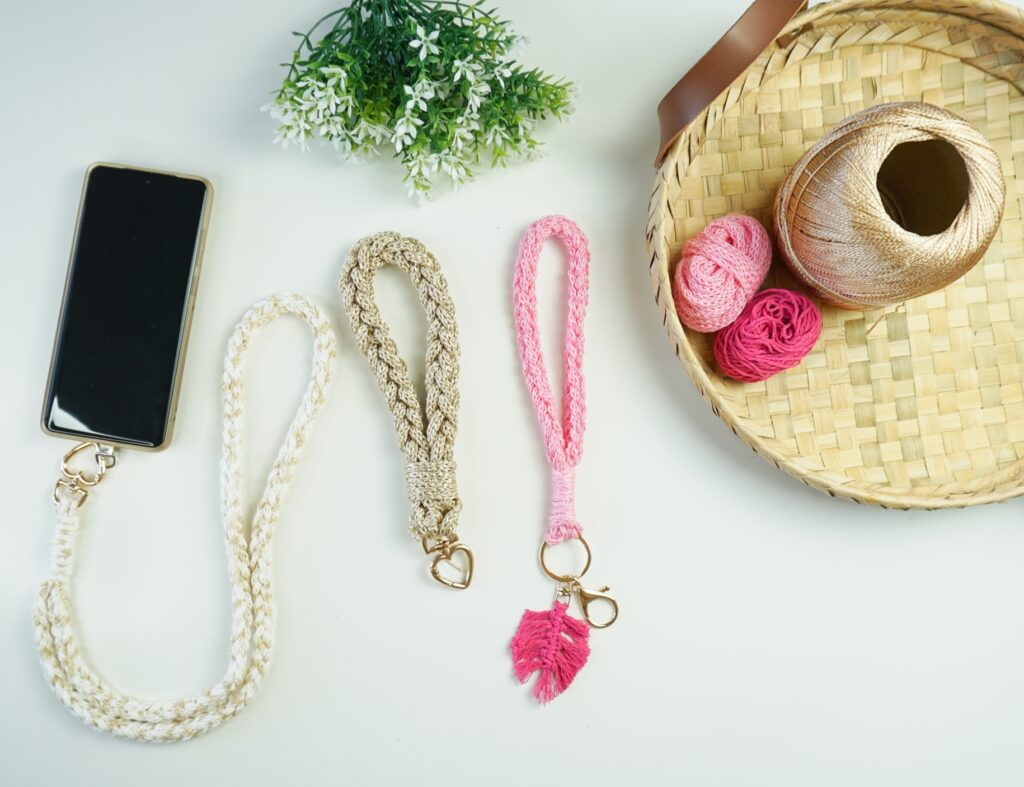 Phone Lanyard DIY with I-Cord