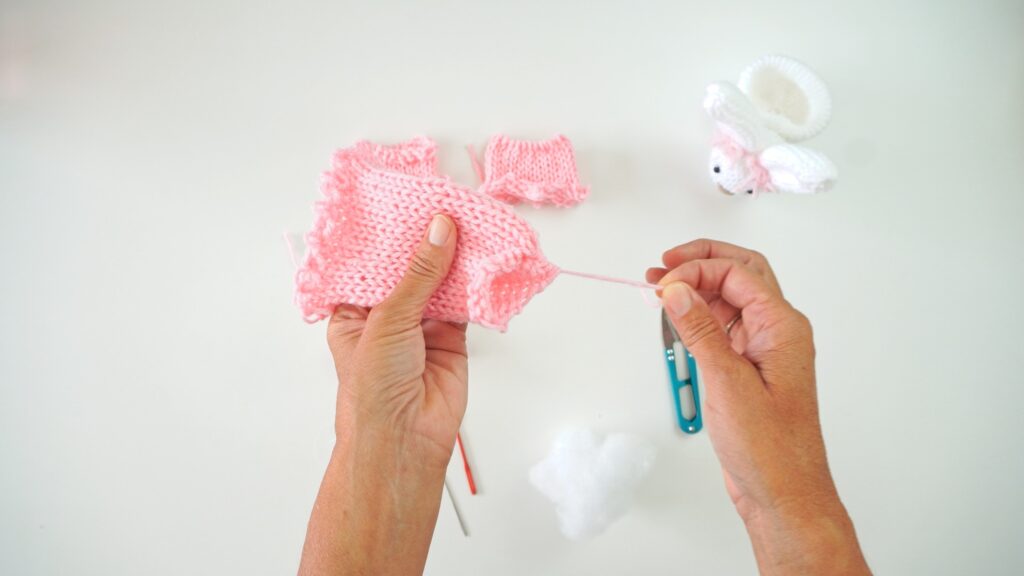 Easter Bunny with Basket Sentro 22