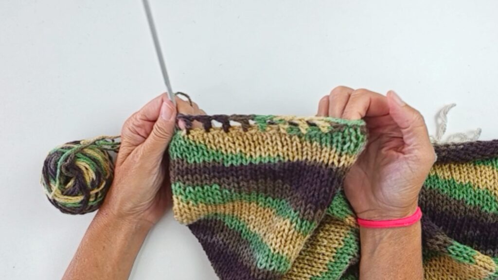 Travel Pillow on a Circular Knitting Machine