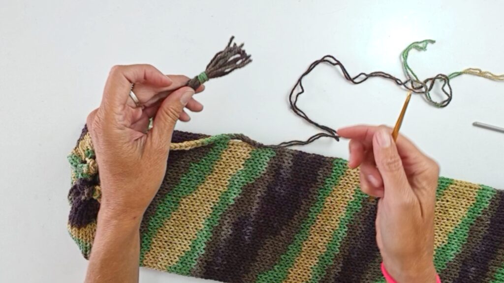 Travel Pillow on a Circular Knitting Machine