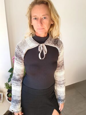Shrug Bolero knitting pattern for Sentro