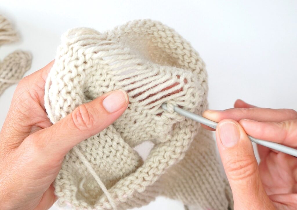 How to make the Viral Baseball Cap Ear Warmer on a Sentro Knitting Machine 13 102111