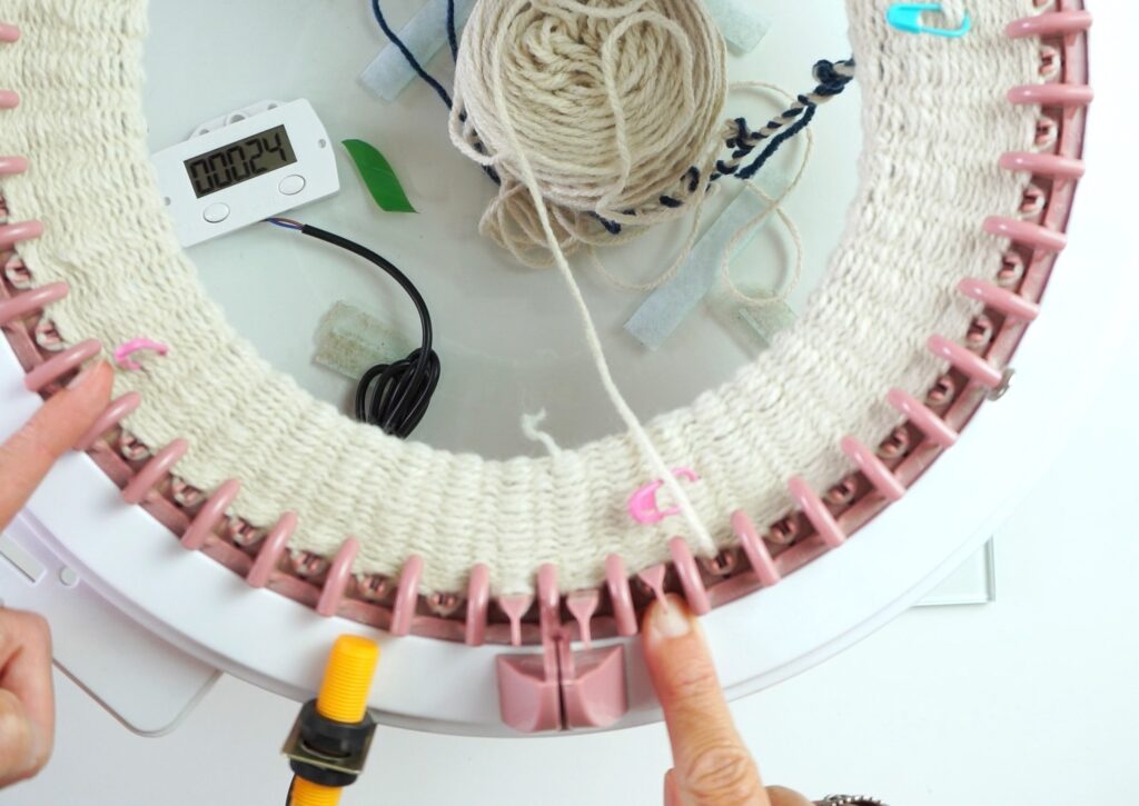 How to make the Viral Baseball Cap Ear Warmer on a Sentro Knitting Machine 6 Viral Baseball Cap Ear Warmer on a Sentro