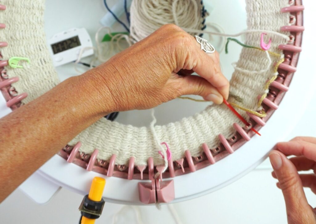 How to make the Viral Baseball Cap Ear Warmer on a Sentro Knitting Machine 7 Viral Baseball Cap Ear Warmer on a Sentro