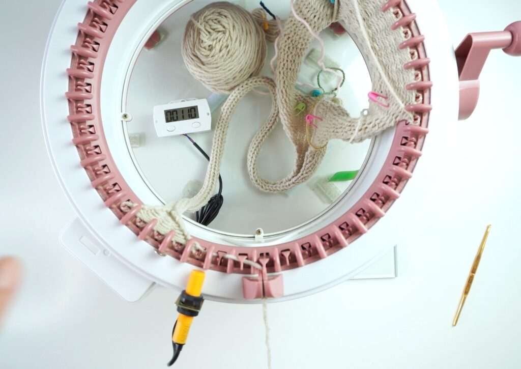 How to make the Viral Baseball Cap Ear Warmer on a Sentro Knitting Machine 11 Viral Baseball Cap Ear Warmer on a Sentro